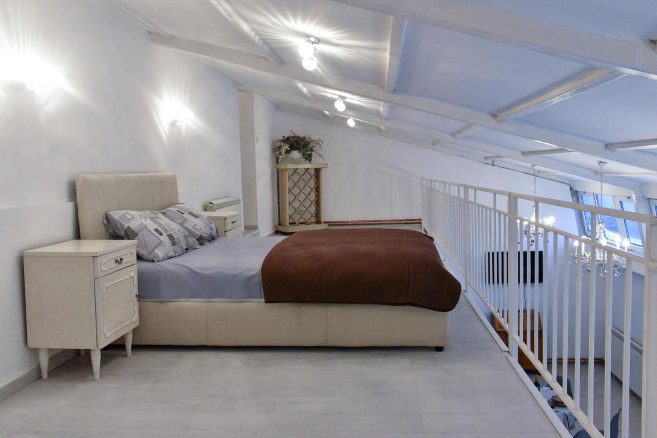 Tiffany Apartman Belgrade